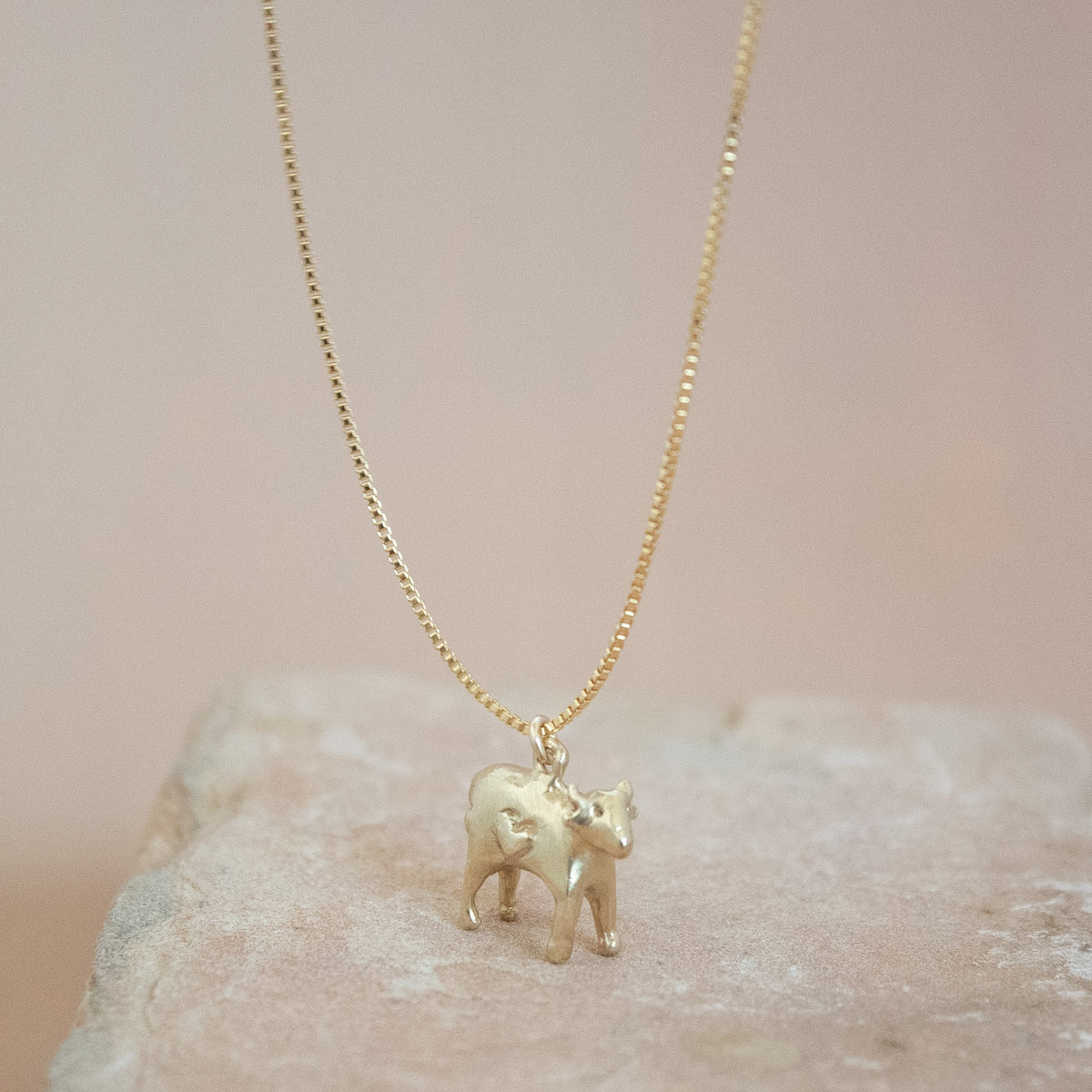 Petunia Cow (Long Chain)