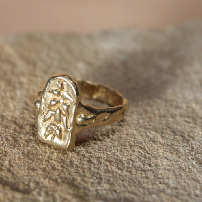Yucca Alter Ring